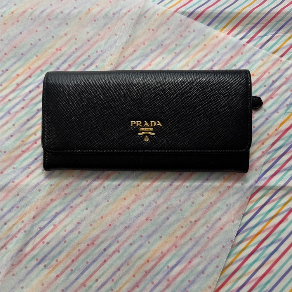 Prada Black Leather Wallet with Gold Logo - Picture 3 of 14